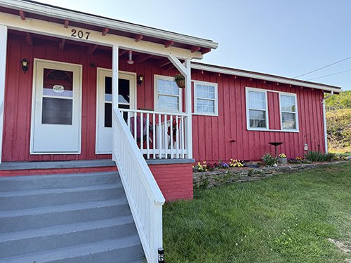 Long Term Rentals https://stayblueridge.icnd-cdn.com/images/longtermrentals/thumbnail_IMG_6657 copy.jpg